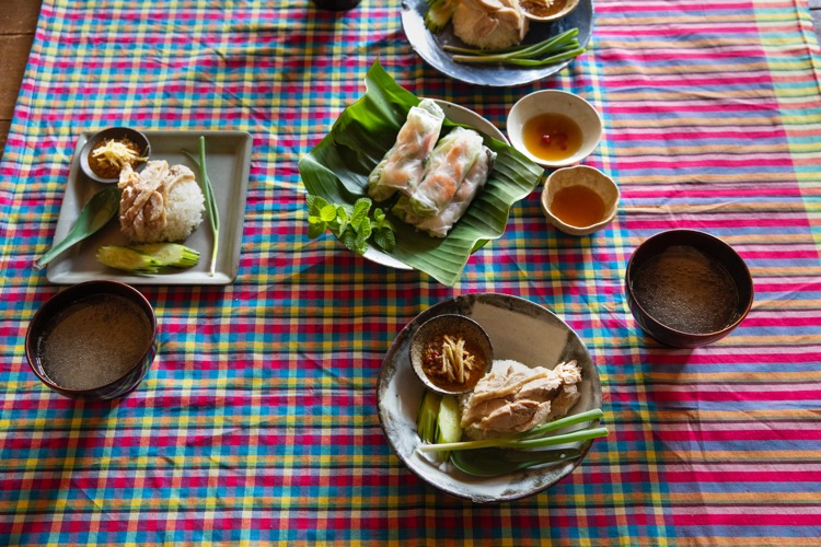 カオマンガイ　生春巻き　ガパオライス　パッタイ　ビリヤニ　タイ　ベトナム　料理