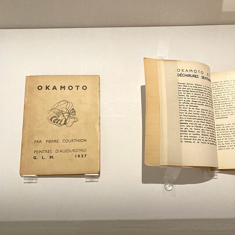 パリで1937年に刊行された初めての画集『OKAMOTO』G.L.M