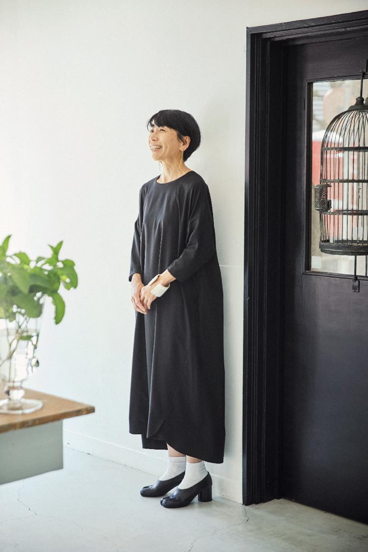『SI-HIRAI』ディレクター、 
 『Si・Si・Si』com fortデザイナー・平井慶子さんのブラックファッション