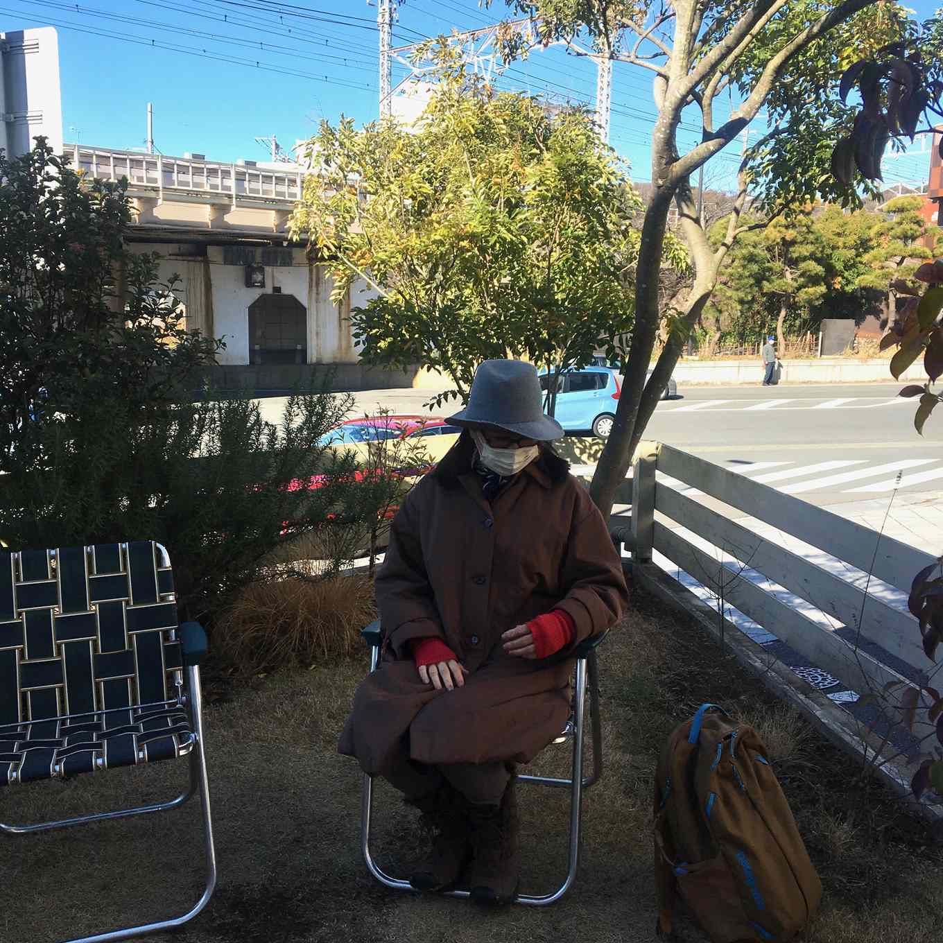 フォーラスカルに並ぶ石黒美穂子