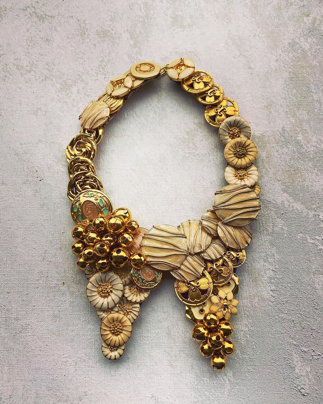 ボタンアーティスト片山優子