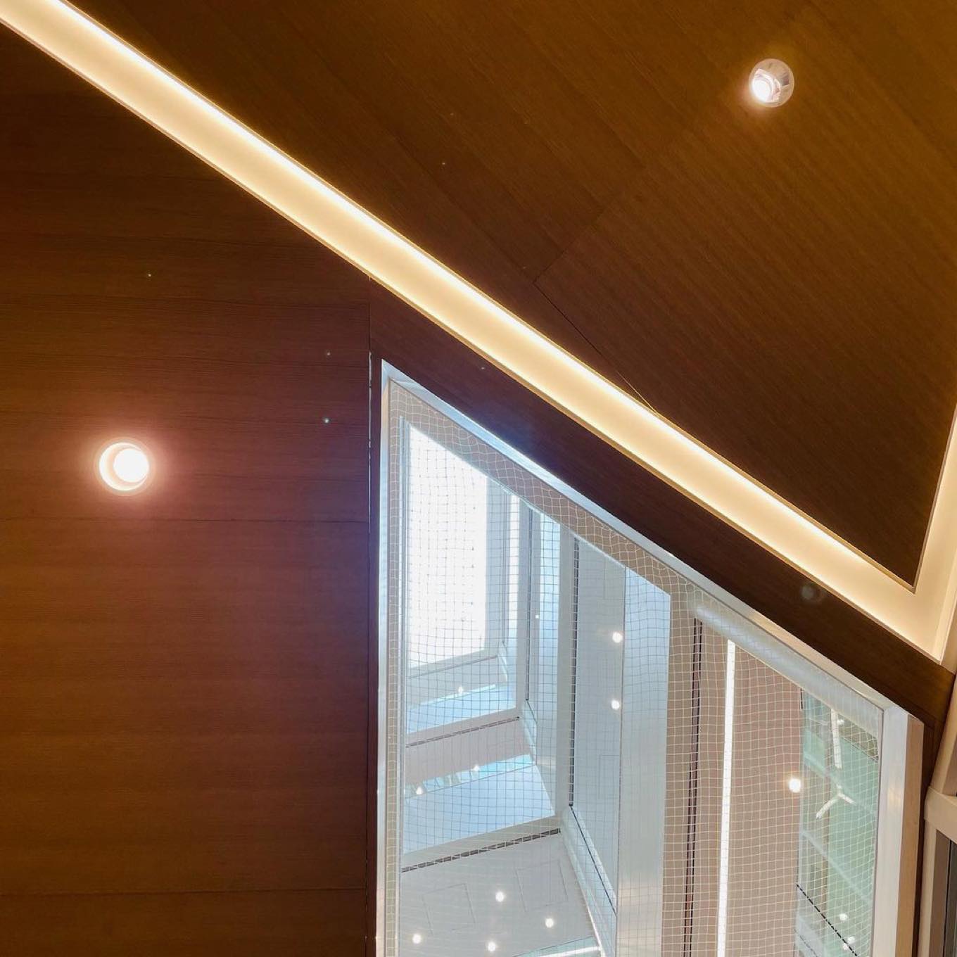 図書館『本の森ちゅうおう』の内装