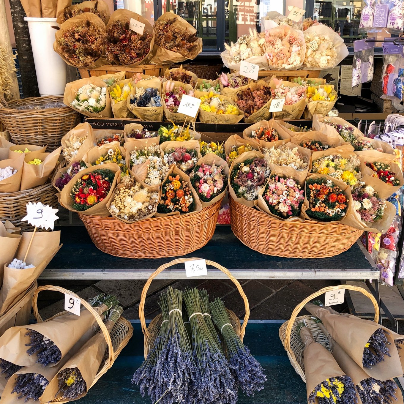 フランスのかご