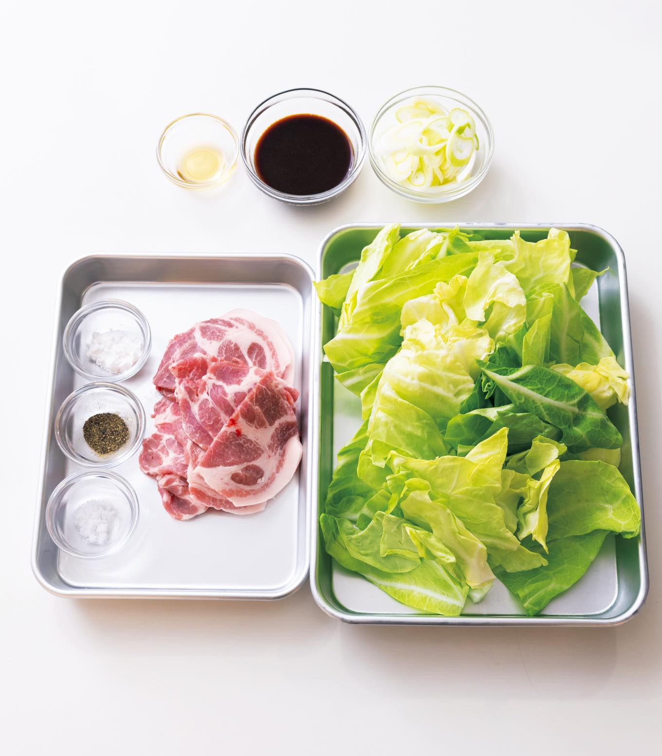 豚肉とキャベツの炒めものの材料