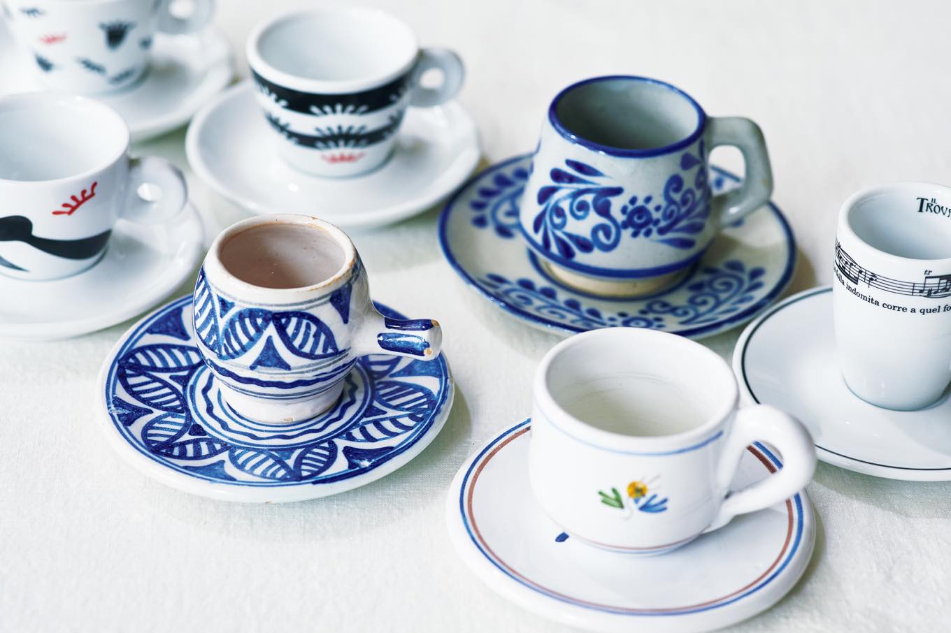 デミタスカップ