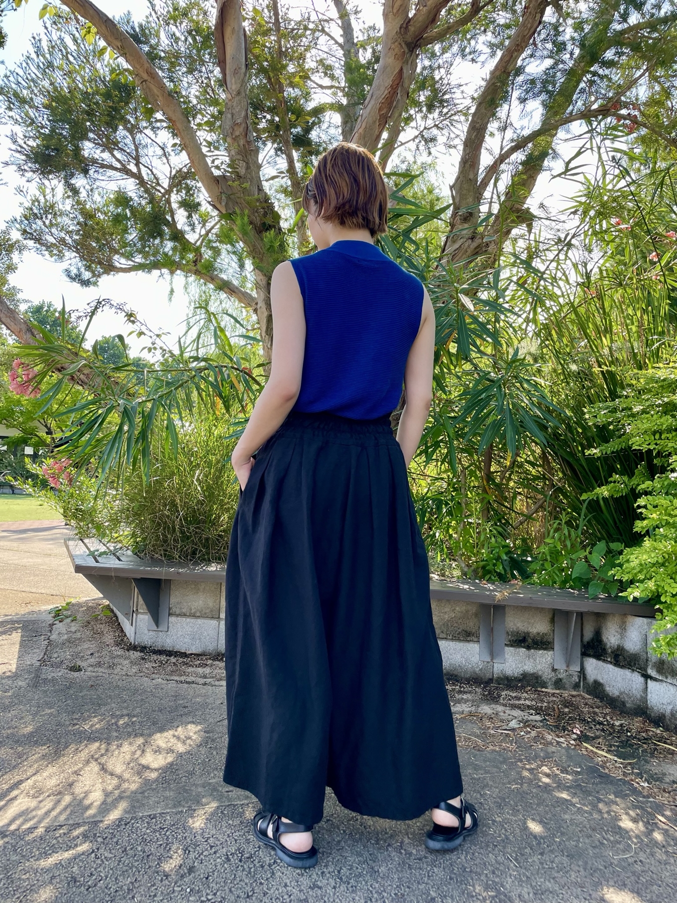 一軍服ファクトリー ブルートップス バックショット