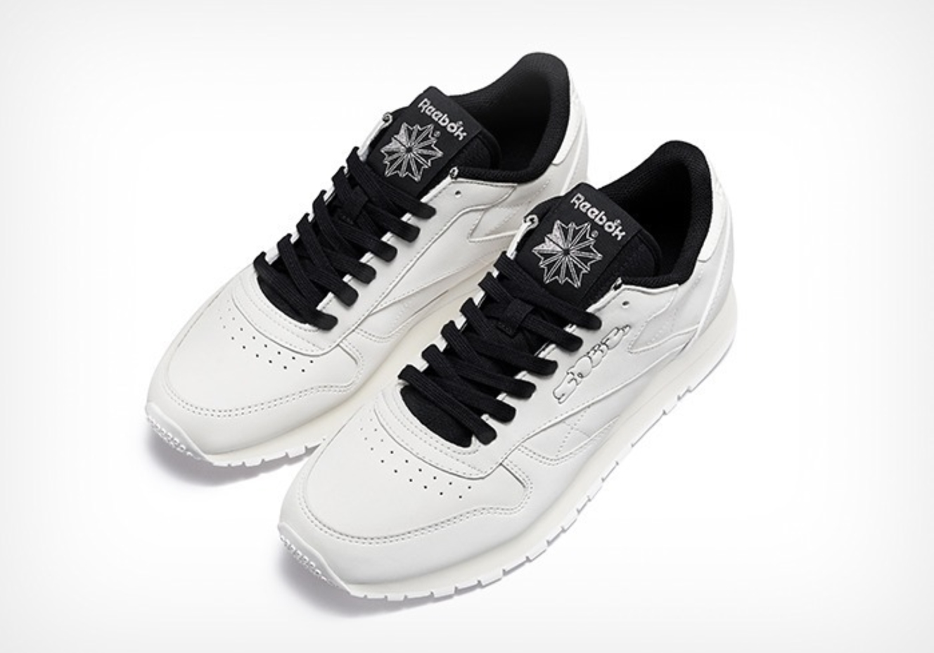 リーボック×スニーズマガジンコラボスニーカー