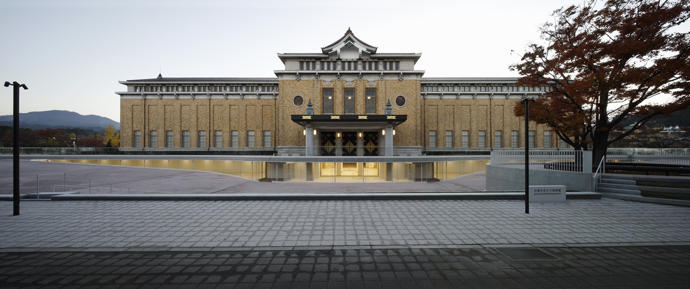 京都市京セラ美術館外観