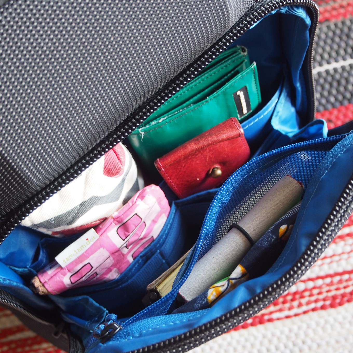 スーリーのバッグパック