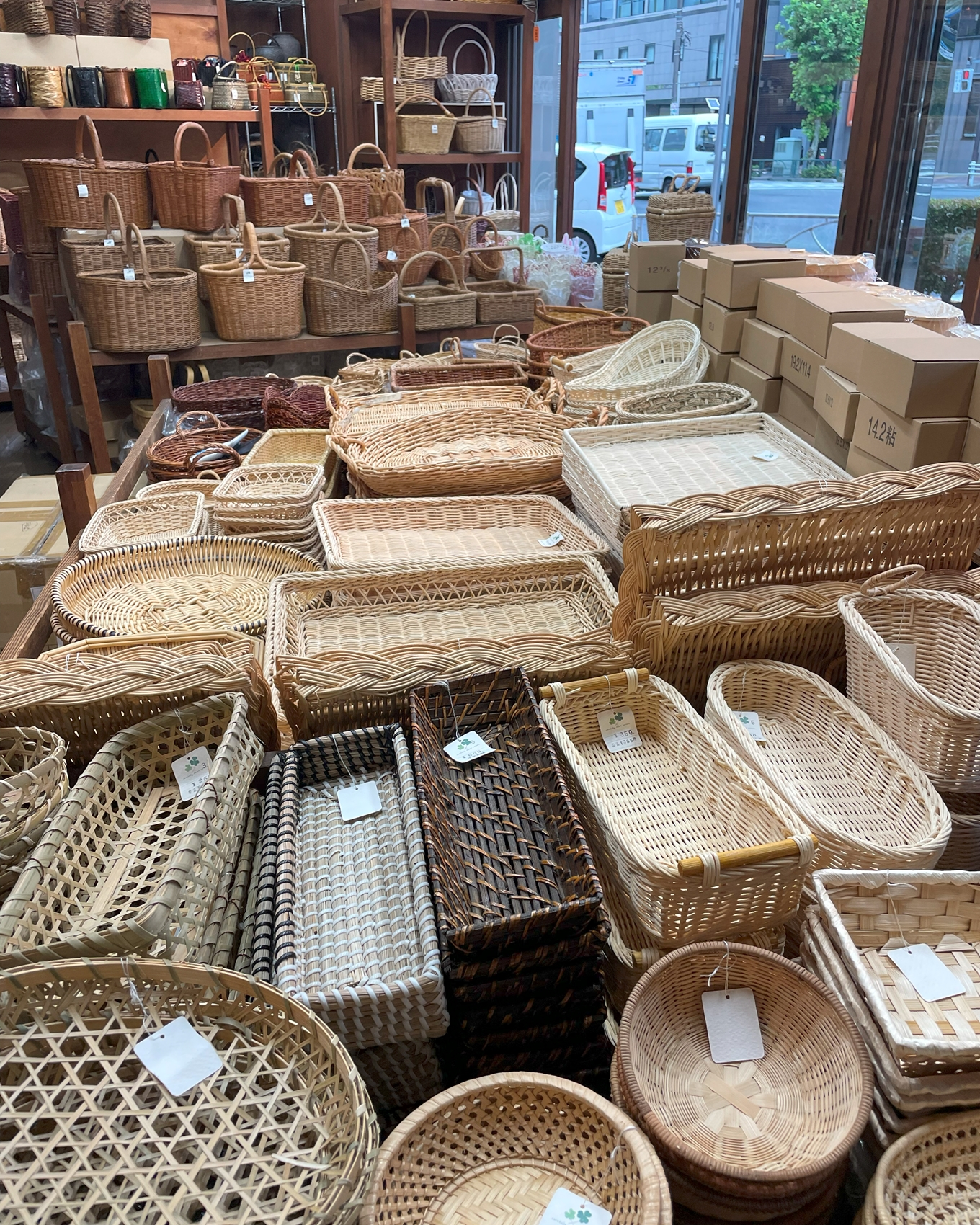 蔵前のかご問屋