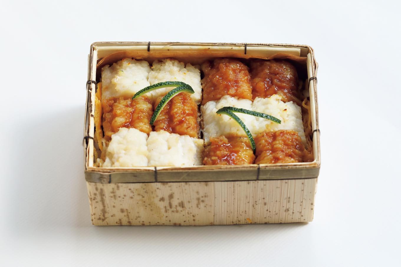 白 HAKUの季節のお弁当(鱧 市松)