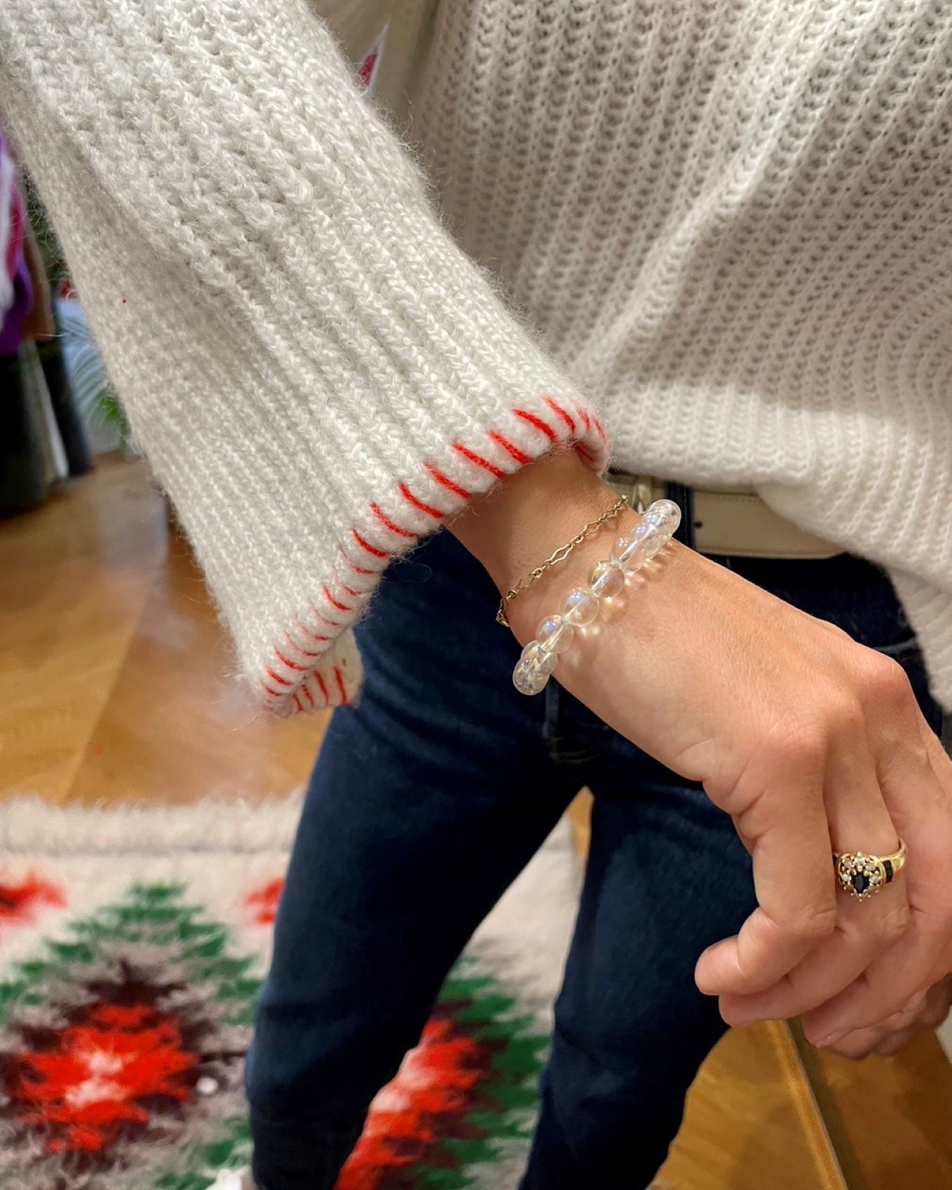 スナップGeorgiana Lovcicov アクセ