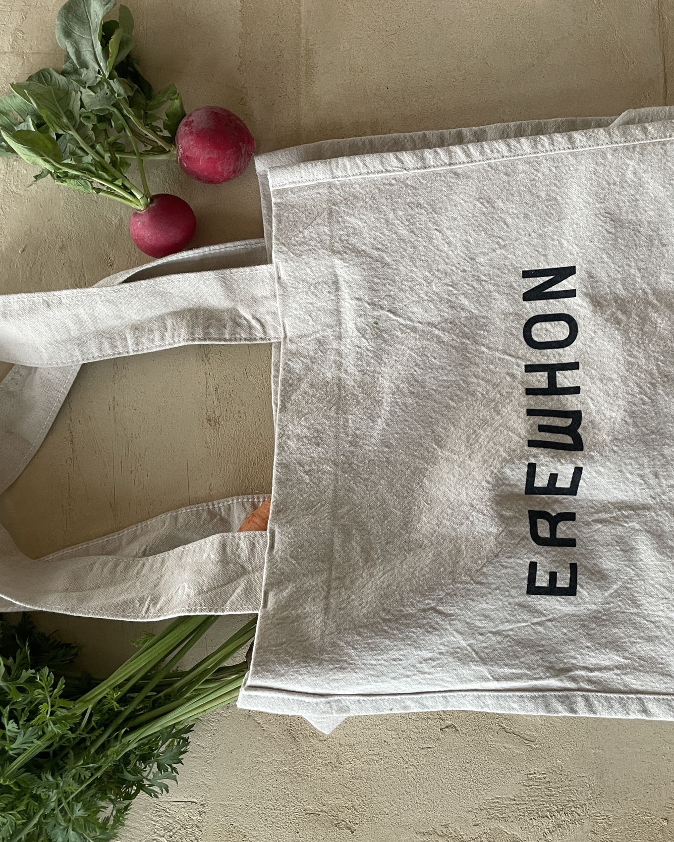 what's in my bag mai ecosac