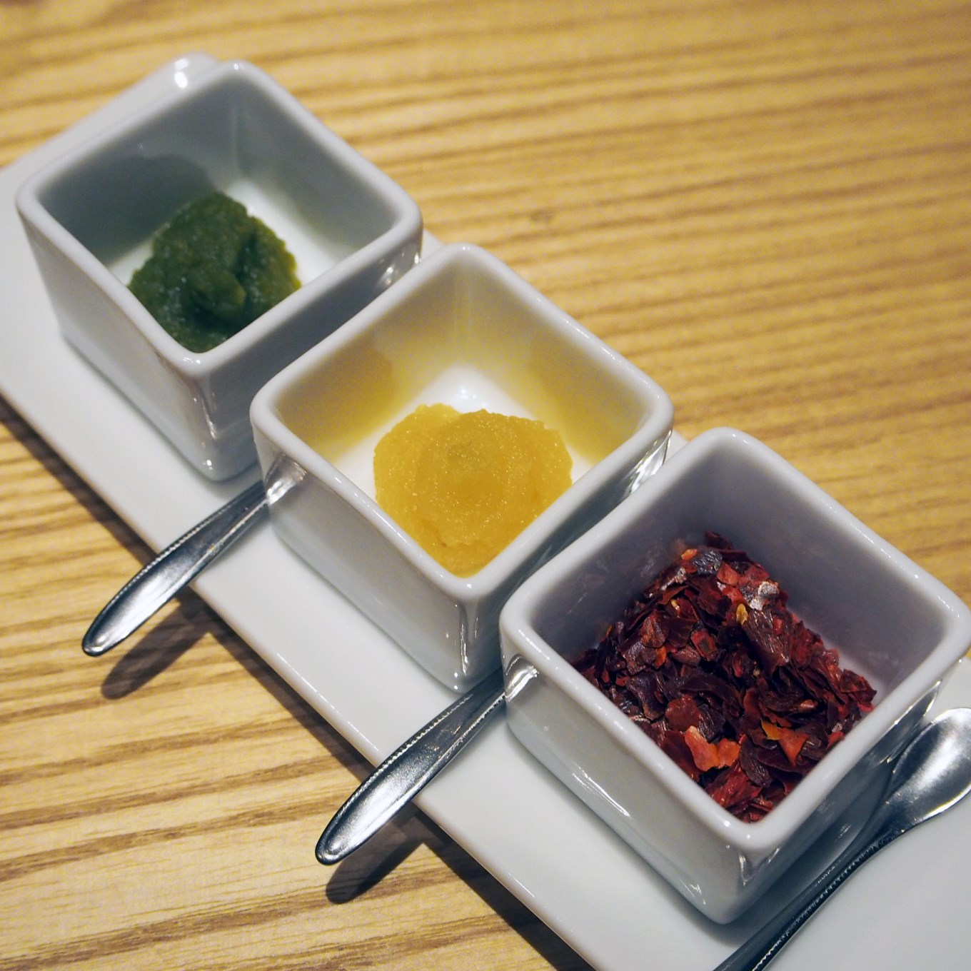 もつ鍋やま中の薬味