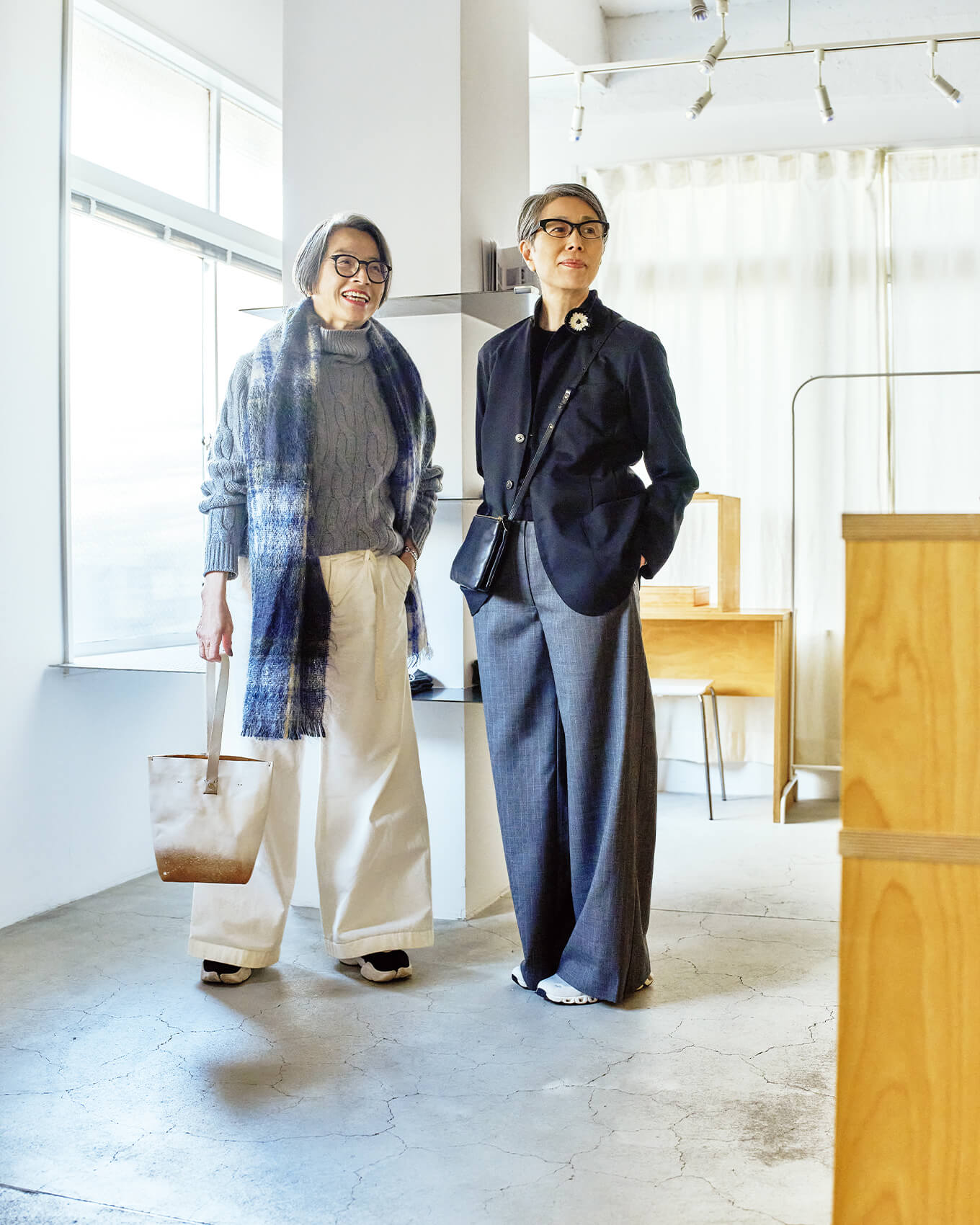【津曲久美子さん×小松貞子さん】〝らしさ〟を熟知し、尊重し合うおしゃれの同志 【クウネル・サロン】“マチュア”世代のときめき、全部。
