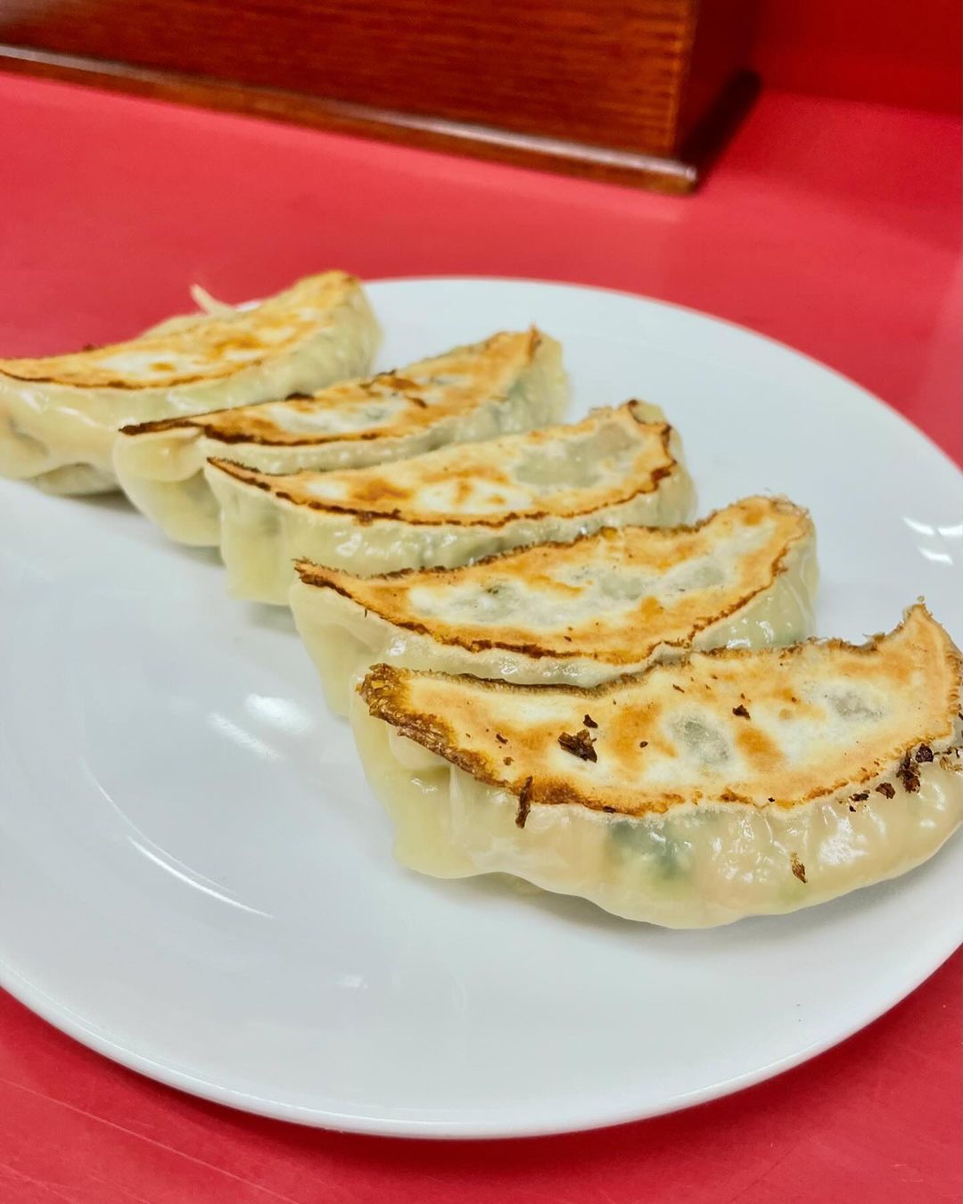 『菜苑』の餃子