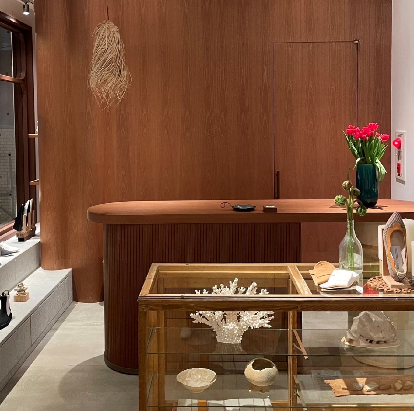 オッフェン代官山店のレジカウンター