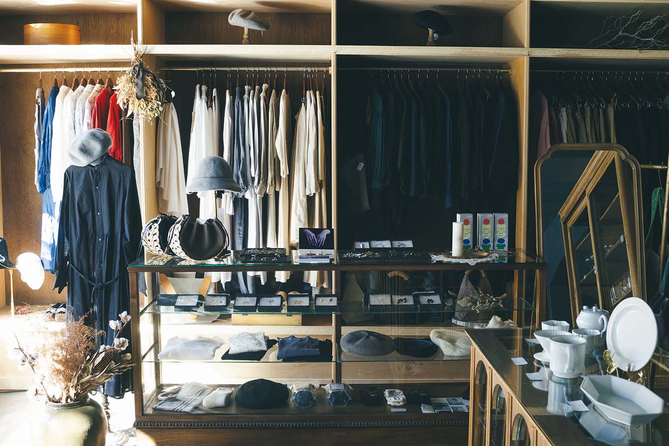 道具屋 nobori 店内