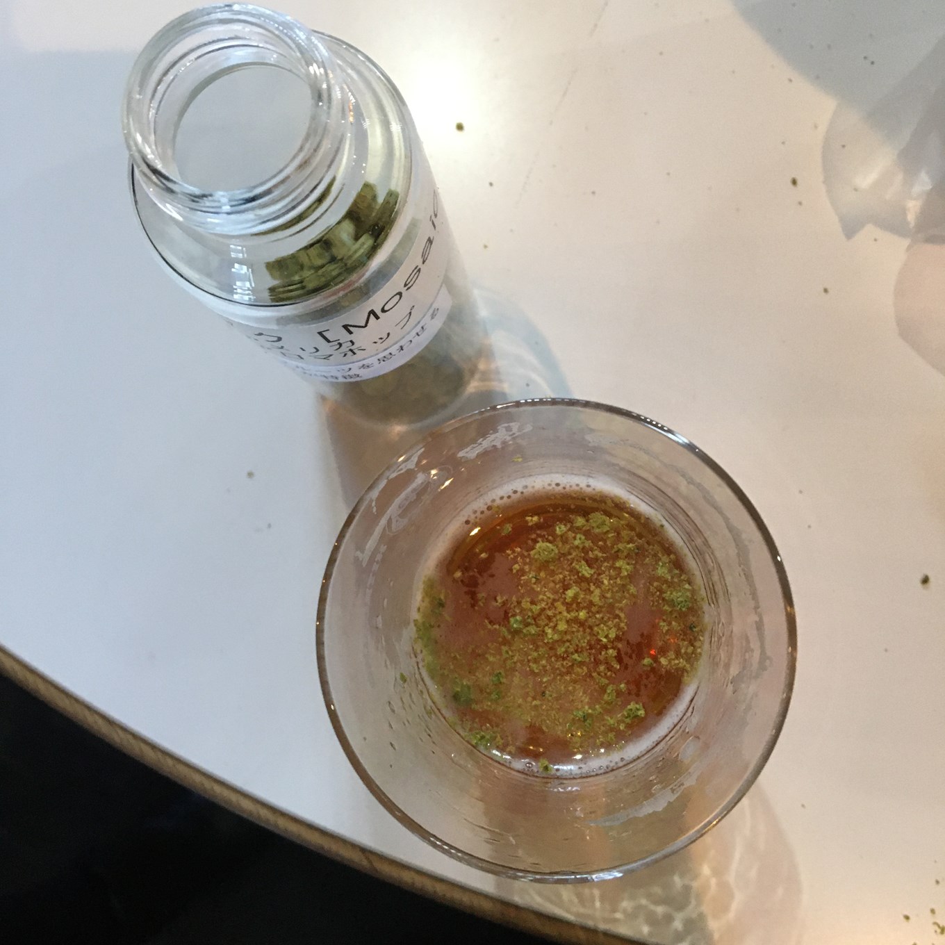ホップを加えたビール