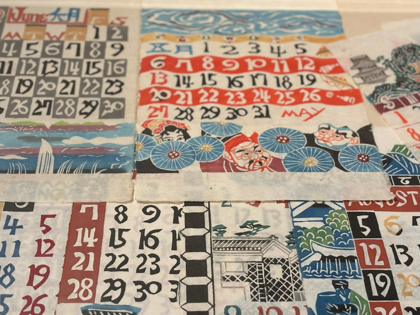 民藝MINGEIに展示された型染めカレンダー