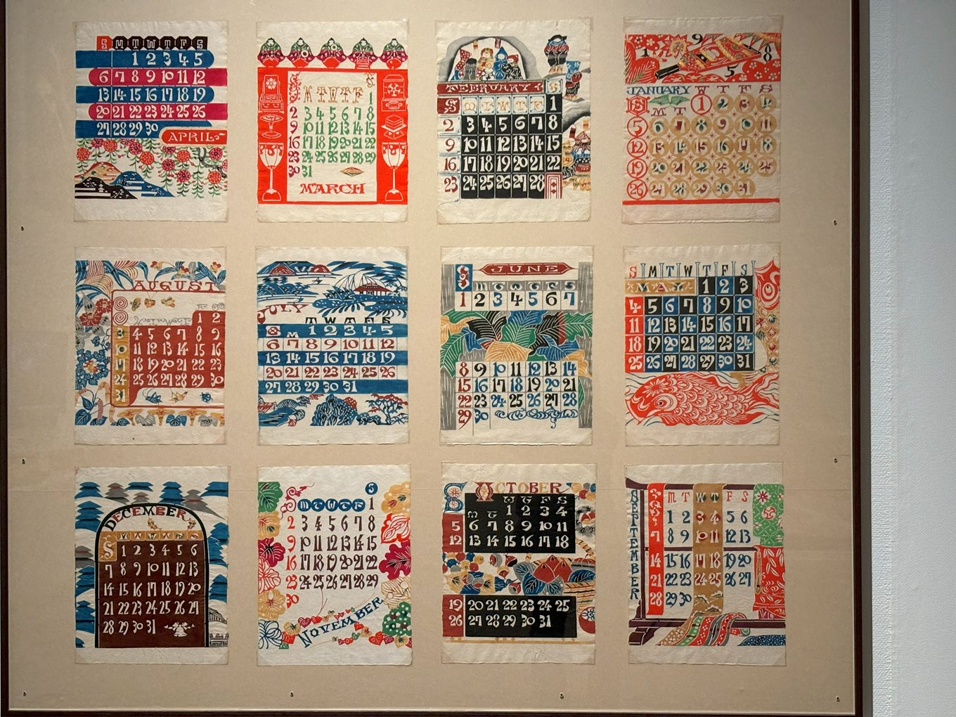 民藝MINGEIに展示された型染めカレンダー