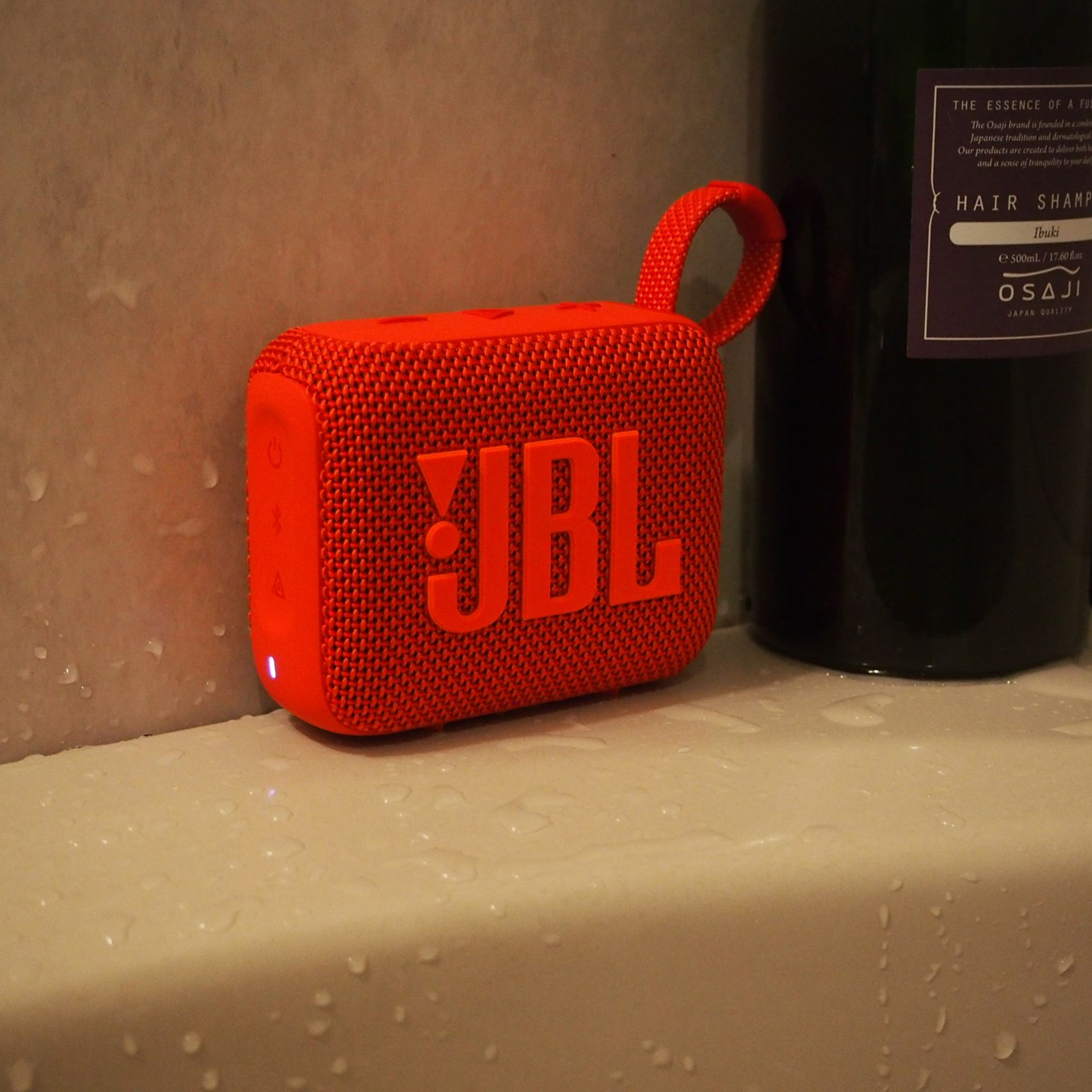 JBLの防水スピーカー