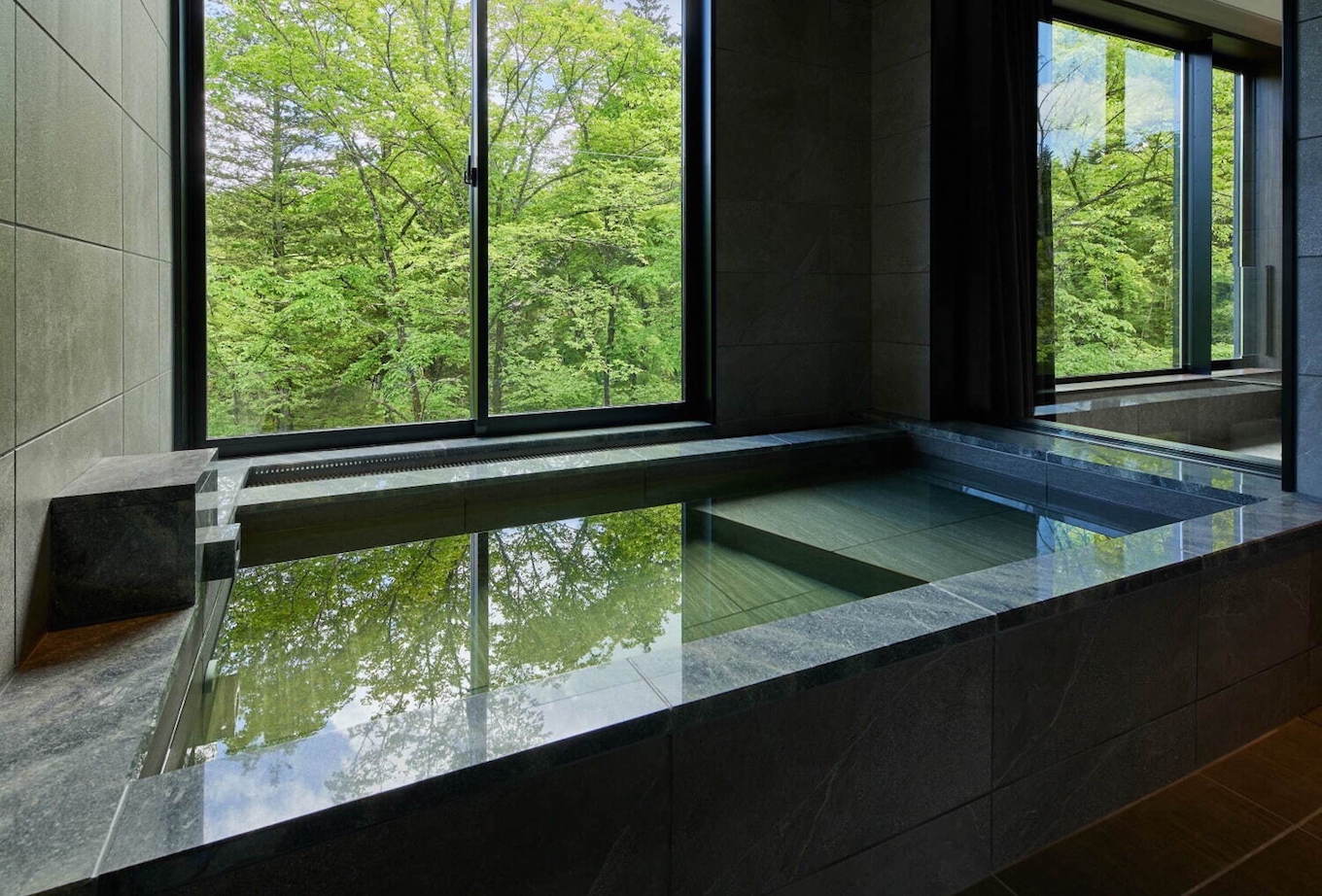 『ふふ 旧軽井沢 静養の森』