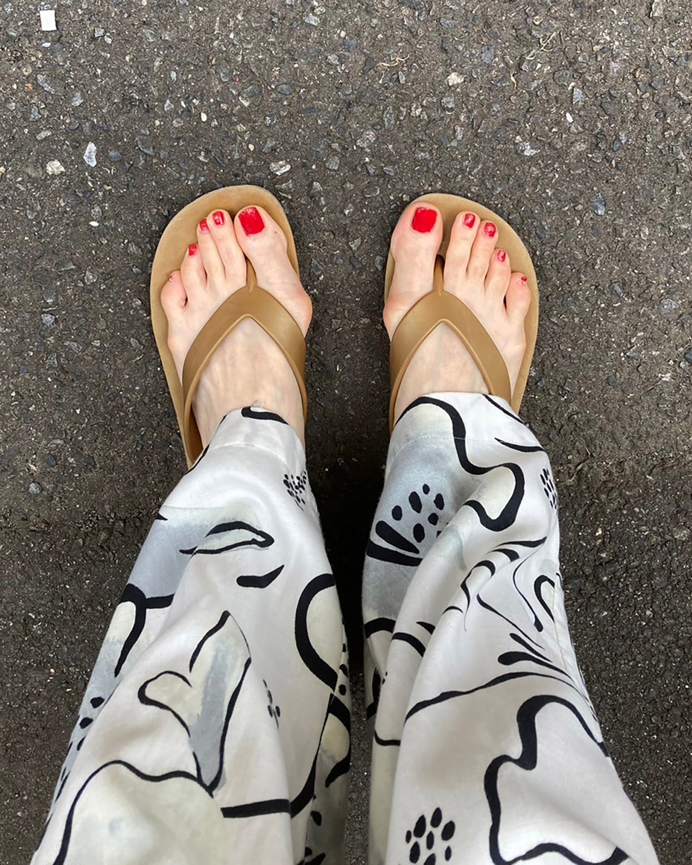 ヘンリーヘンリーのサンダル