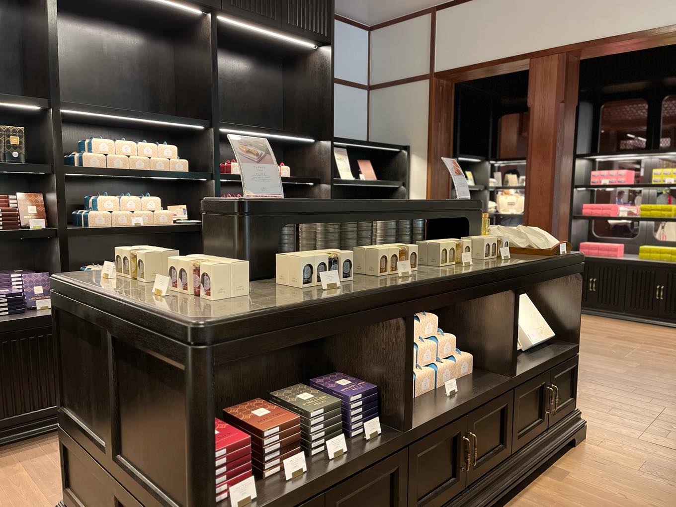 万平ホテル スーベニアショップ