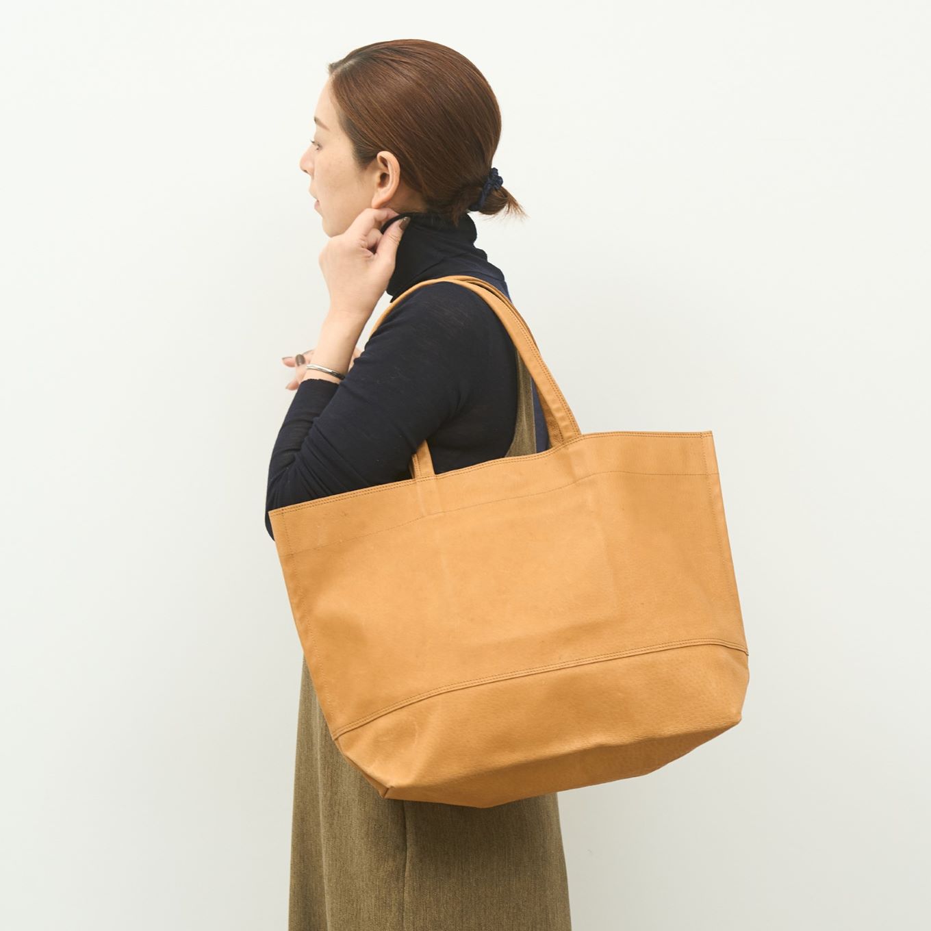 RENのレザートート