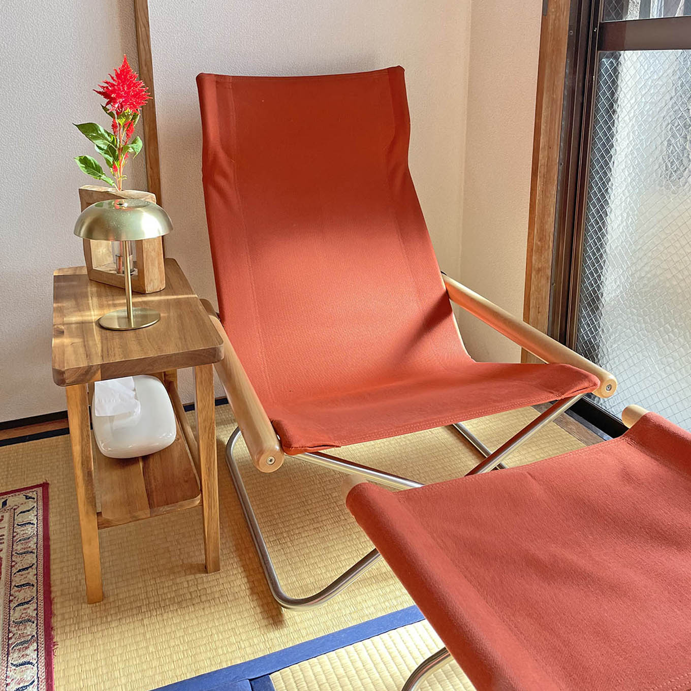 カナリアさんのニーチェア