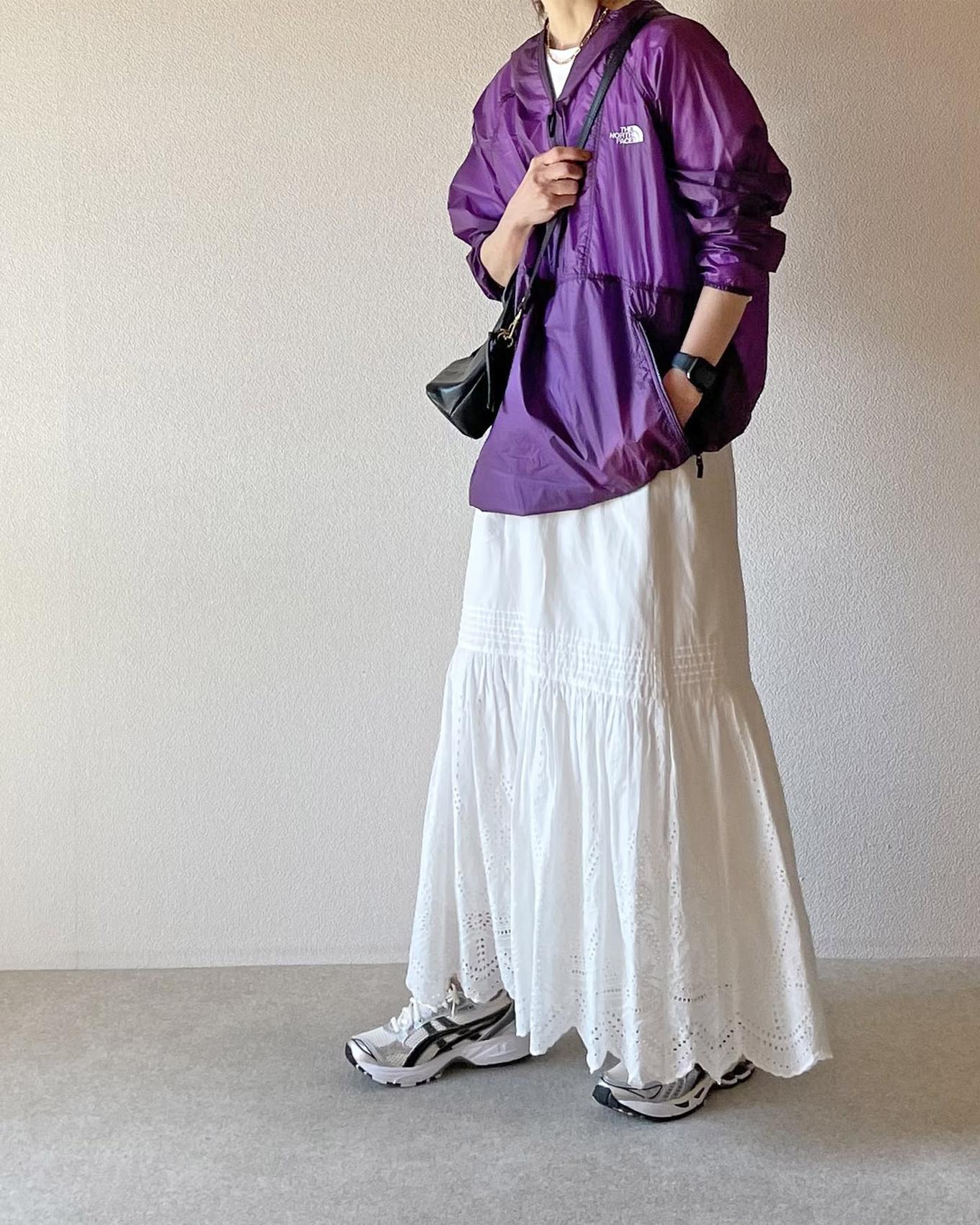 大人の気温差対策には“薄軽アウター”が正解!フォトTでこなれ感もプラス【着映えアウターコーデ8選】