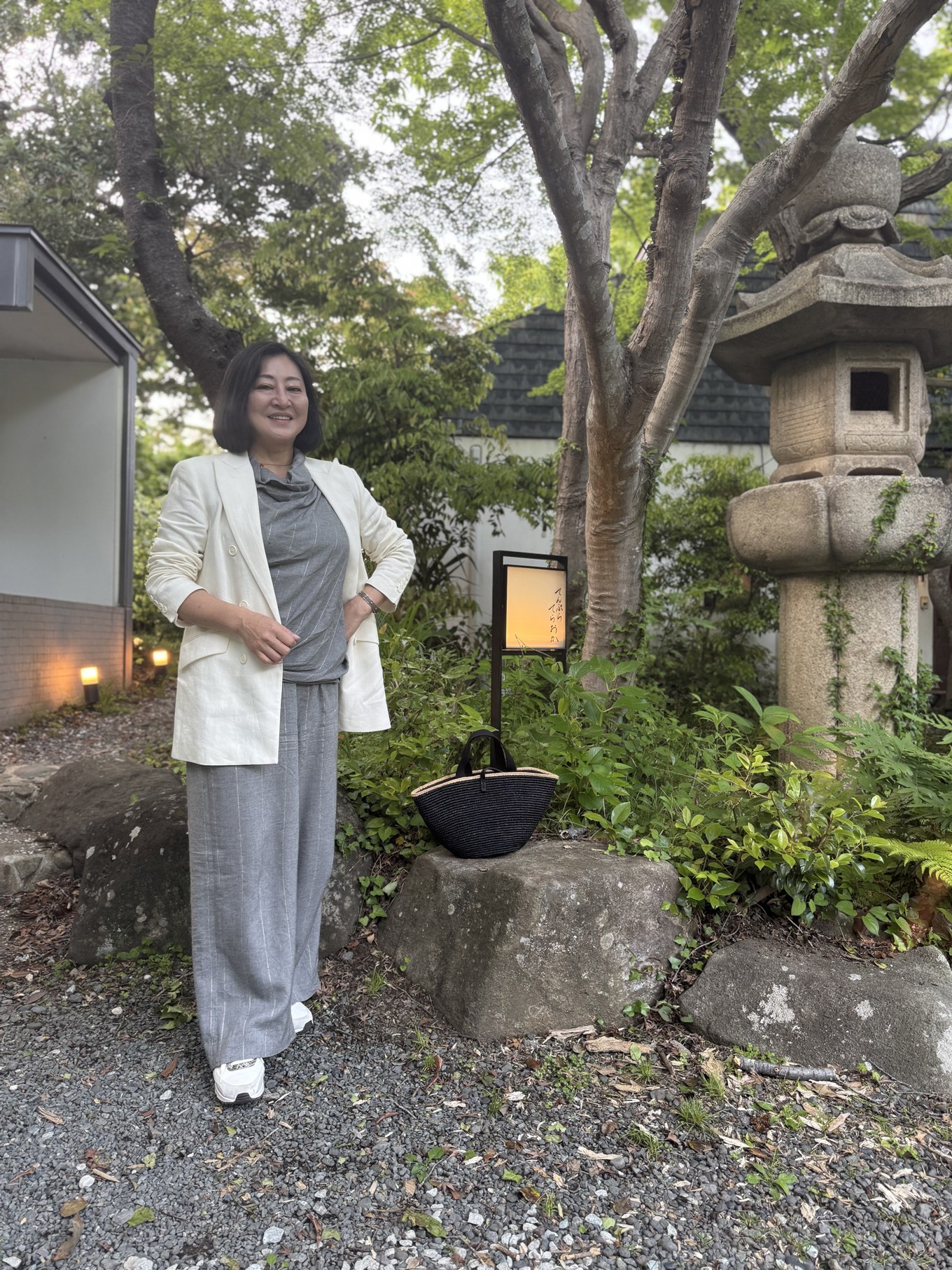 ジャケットを着た甘糟りり子