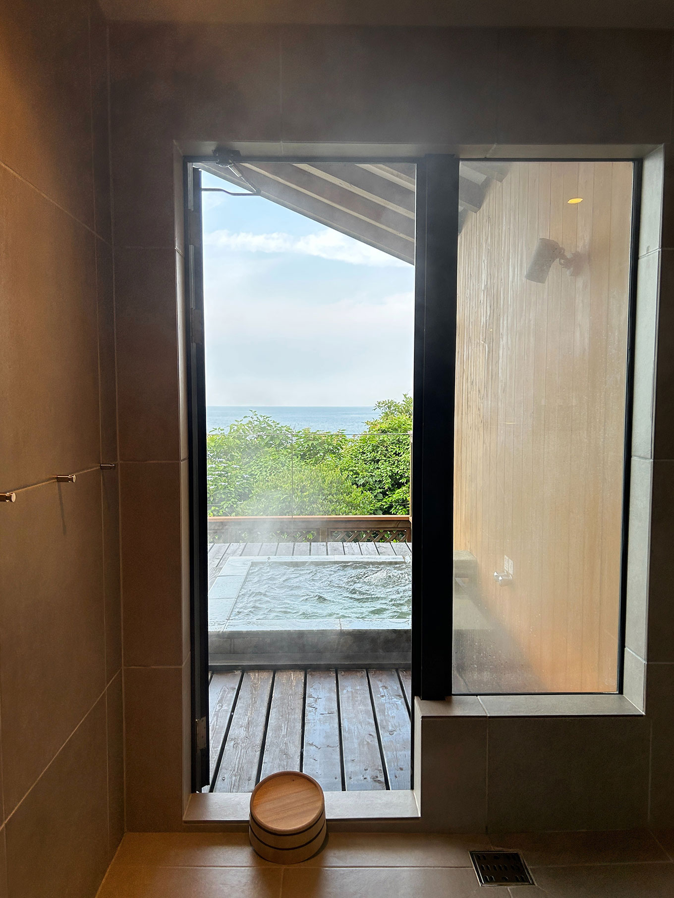 『SANU 2nd Home 伊豆1st』の天然温泉