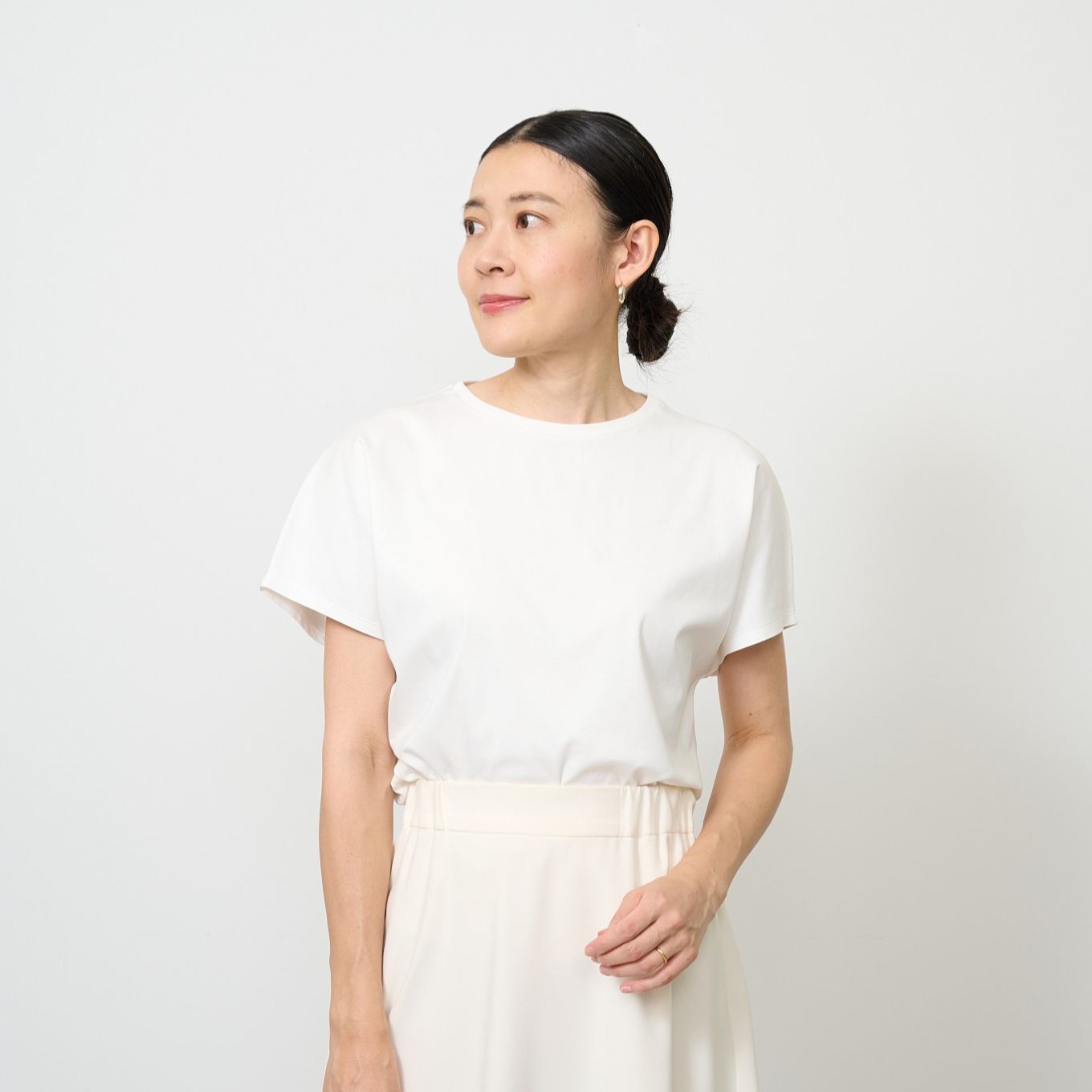 ソージュのいま買いたい服 白Tシャツ