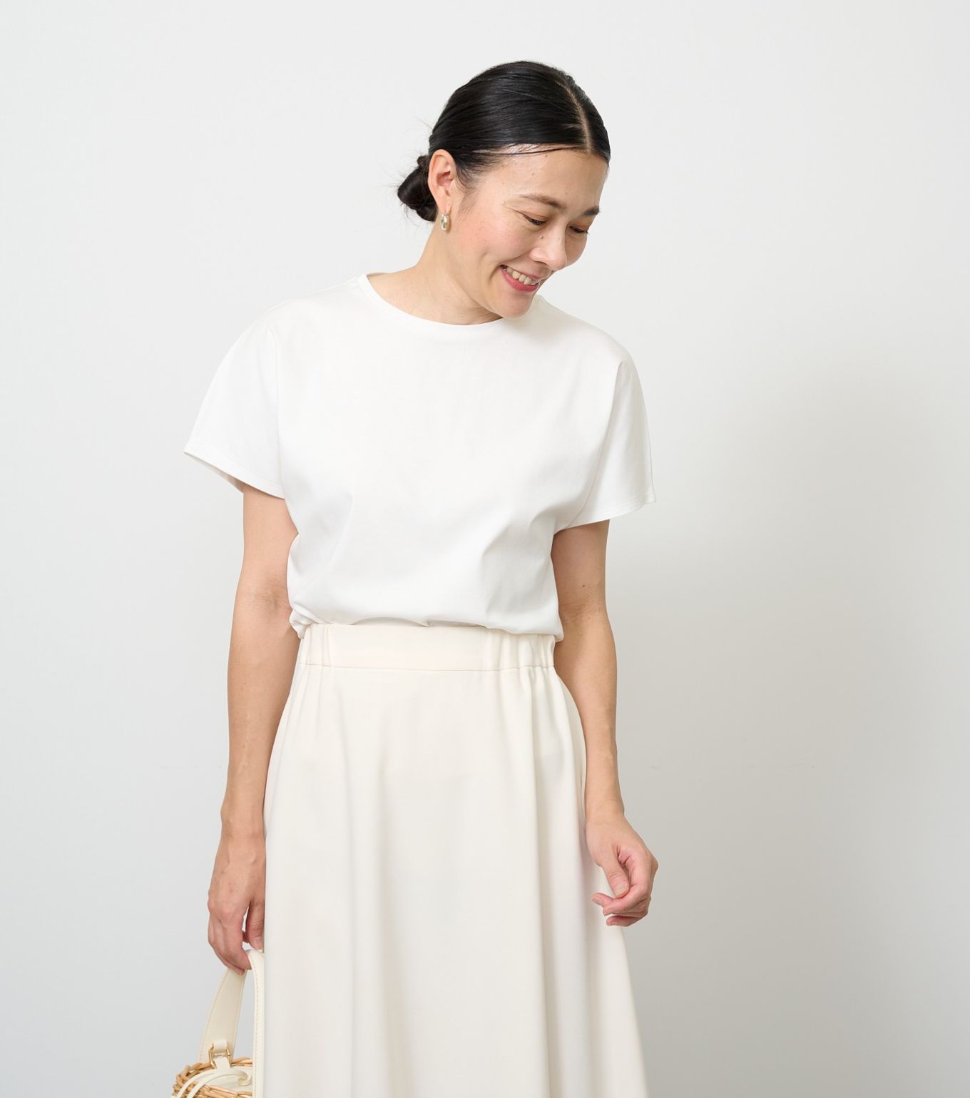 ソージュのいま買いたい服 白Tシャツ