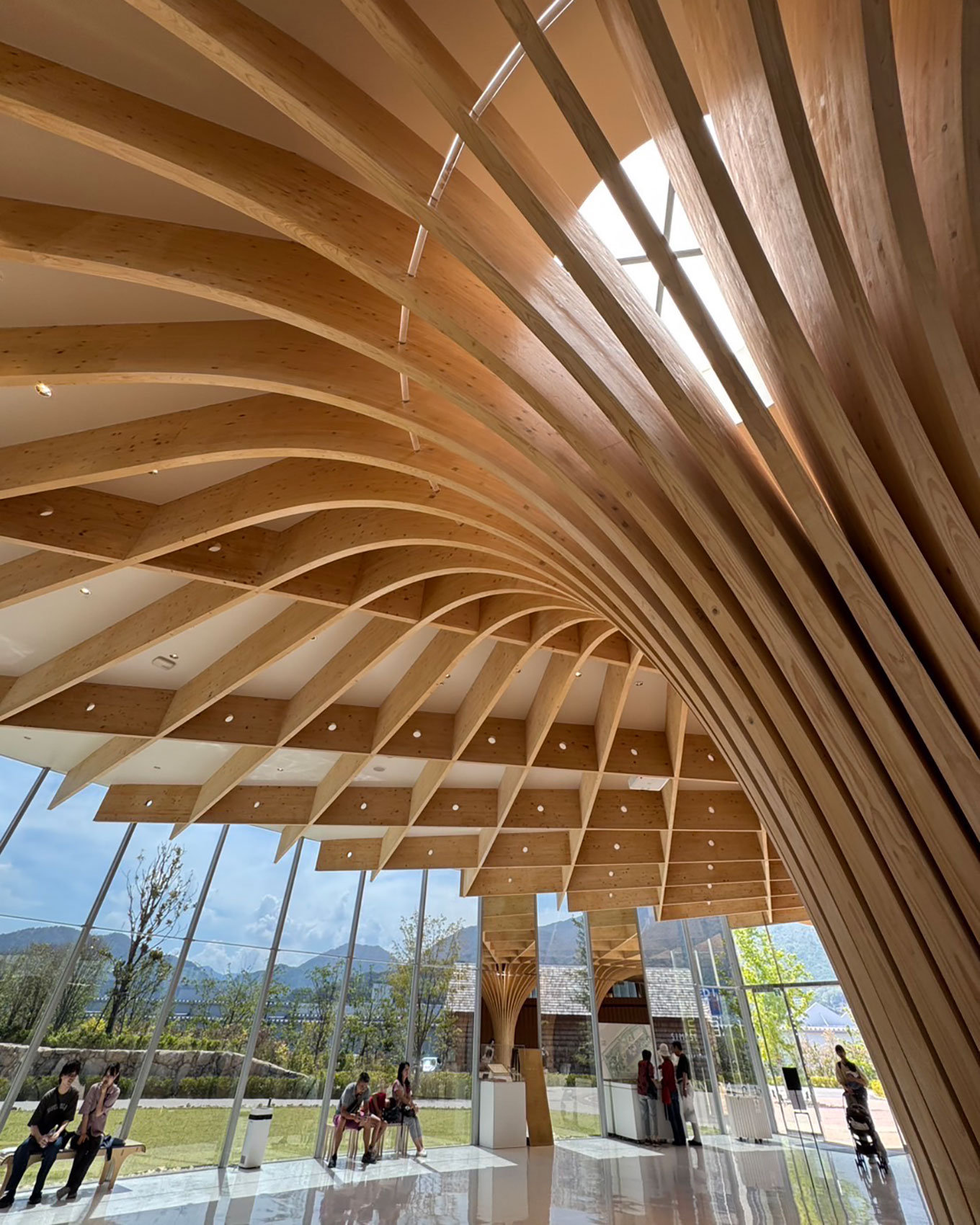 坂茂設計の下瀬美術館