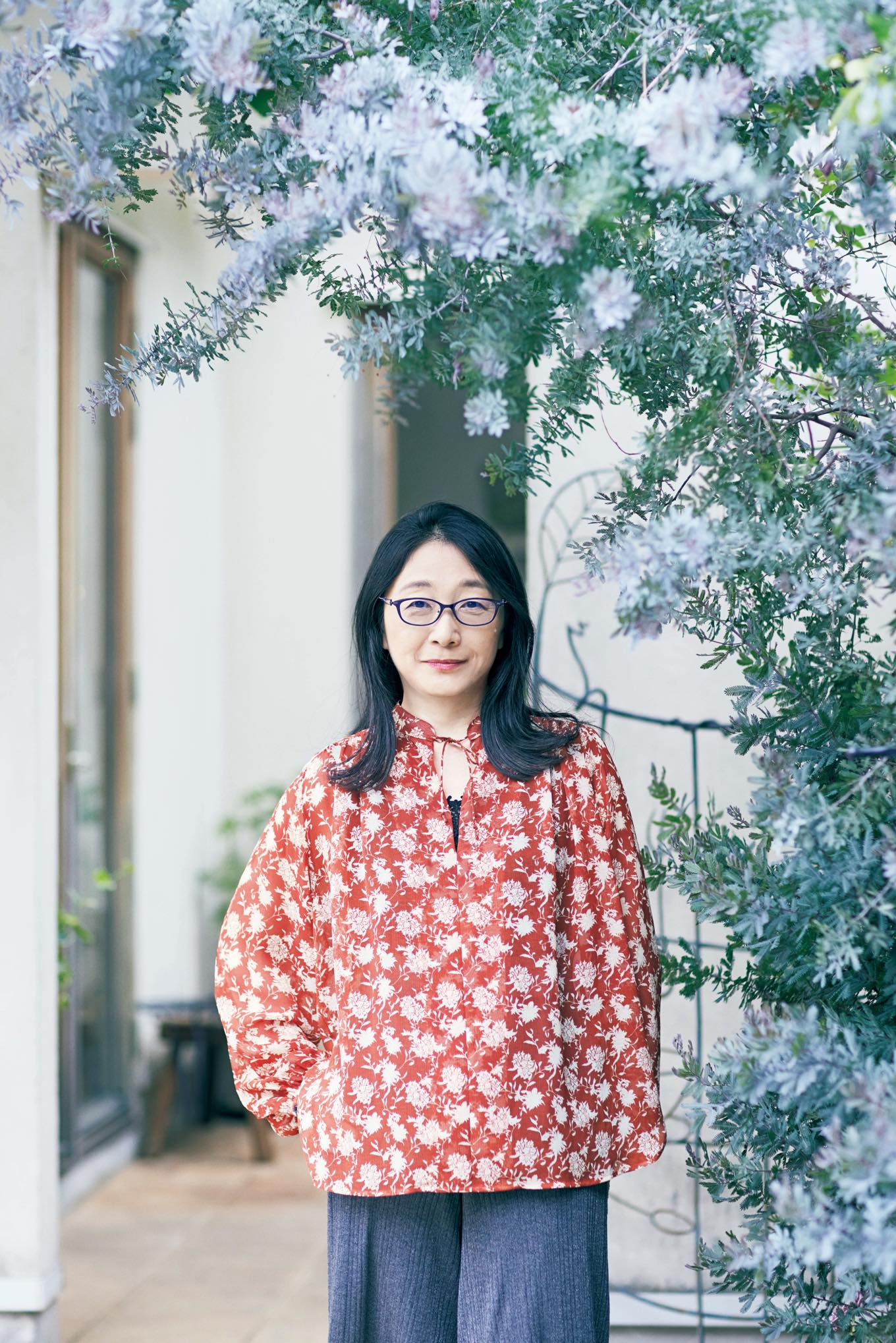鴻巣友季子さん