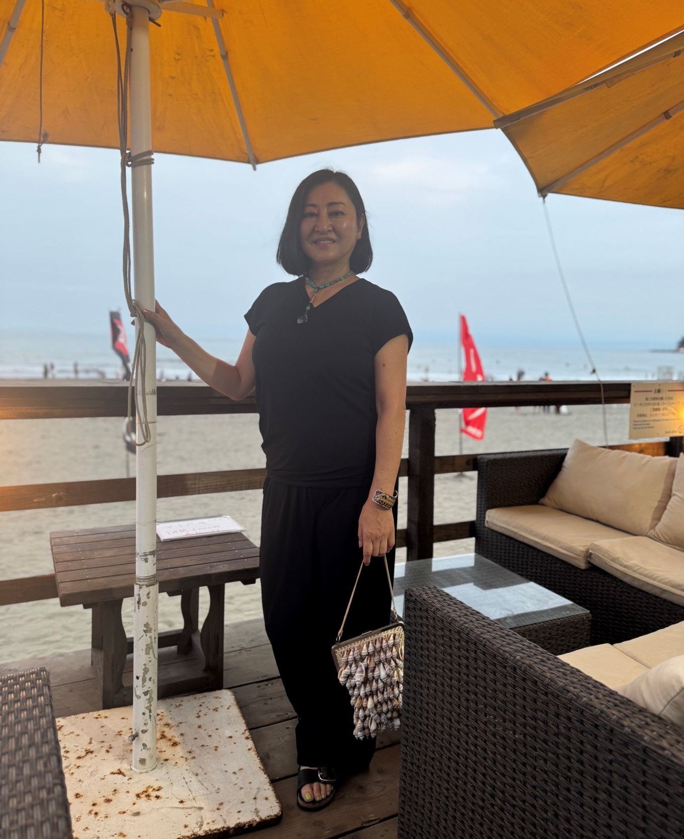 甘糟りり子さんのTBのTシャツ