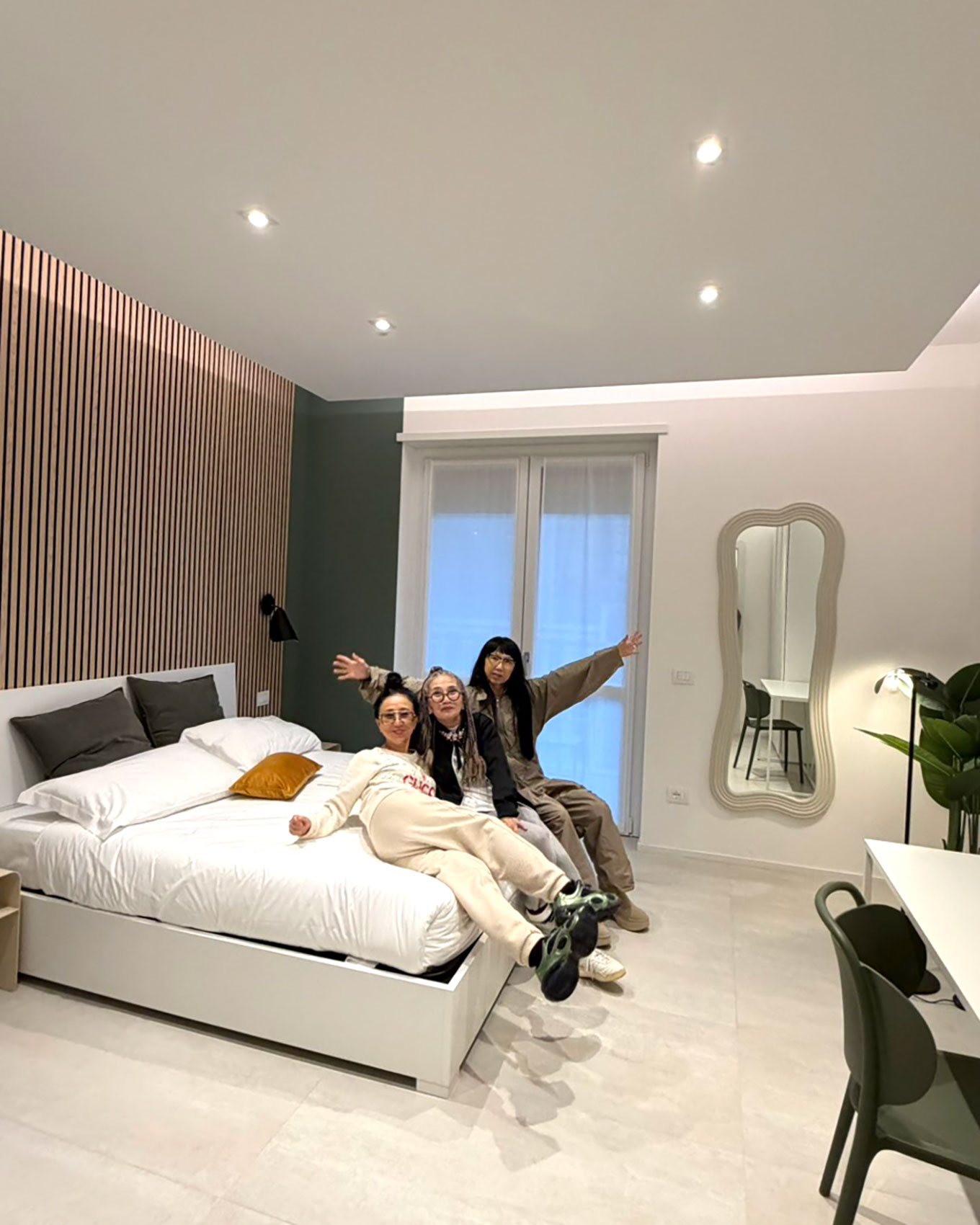 70代アーティスト・片山優子さんのヨーロッパ・レンタカー旅。エア…