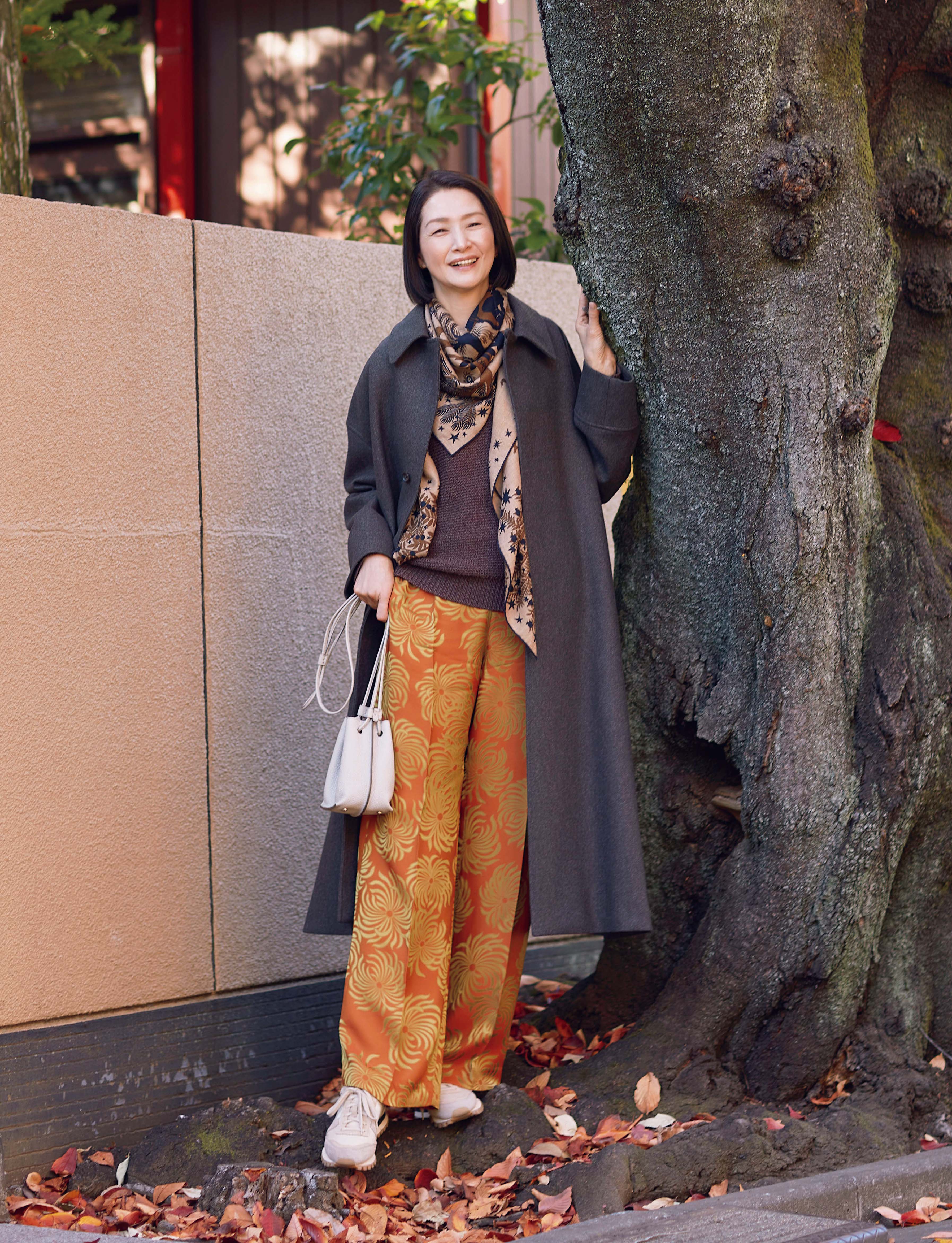 憧れモデル・田中久美子さんスナップ。長身に映えるロングコートと…