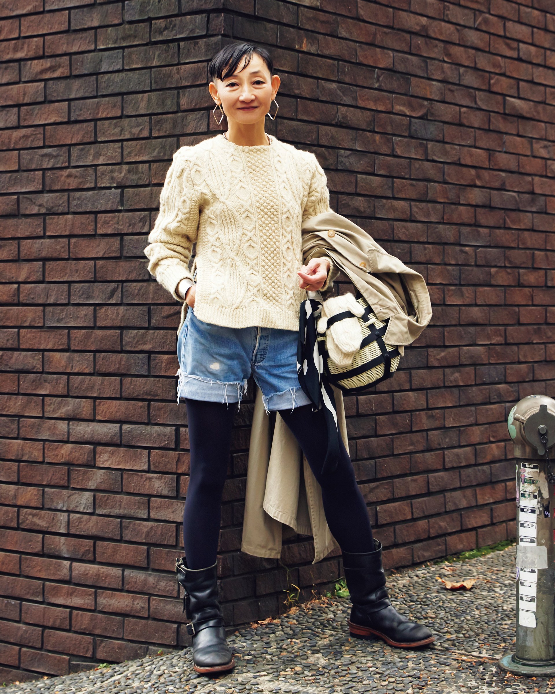 50代写真家のファッションスナップ。20年以上履くレッドウィングを…