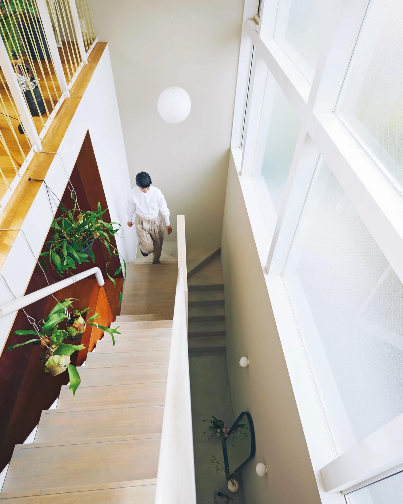 【花と緑のある空間づくり】植物を引き立てる見せない収納。水やり…